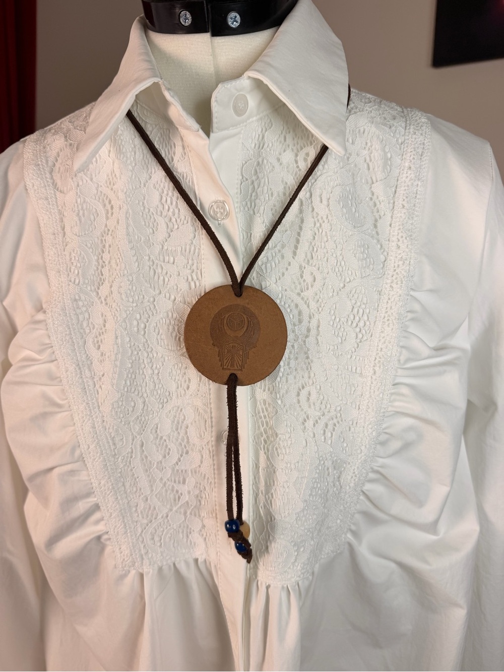 Leather Medallion Unisex Bolo Tie - Brown